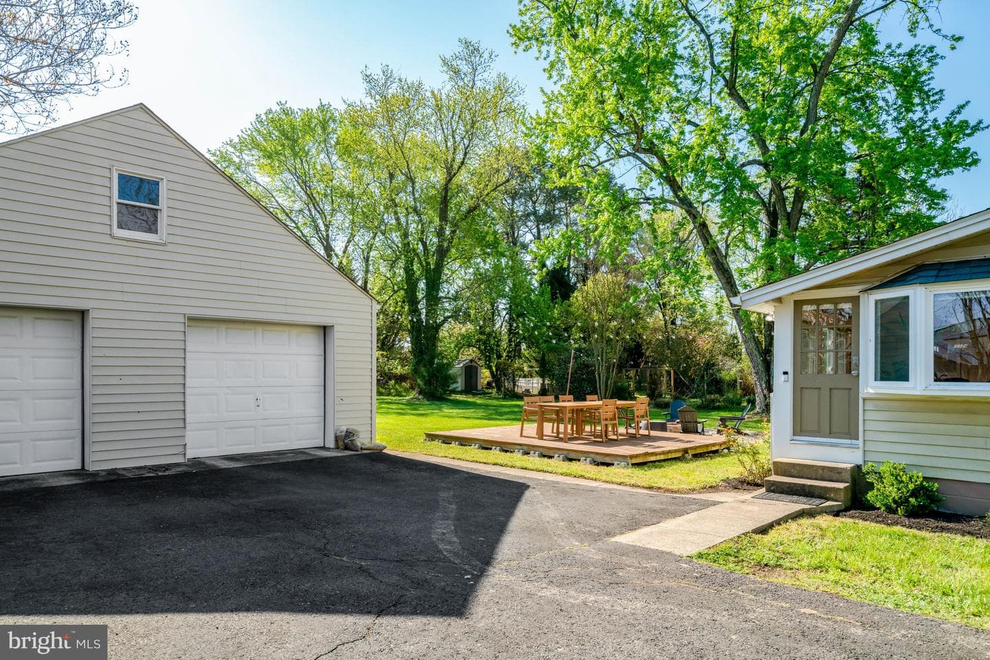4913 Grafton Street photo 41