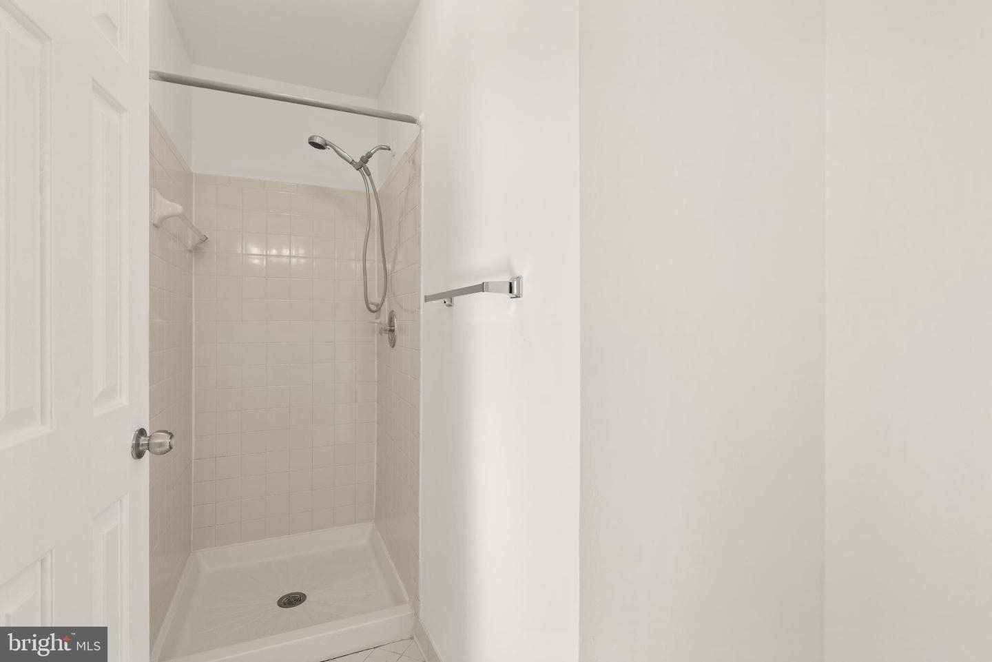 3733 Roxbury Lane photo 22
