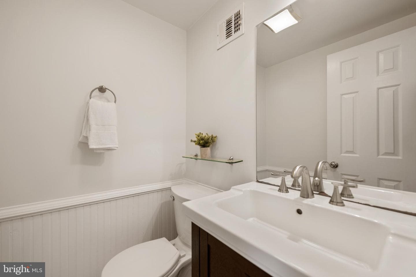6800 Seton Court photo 36