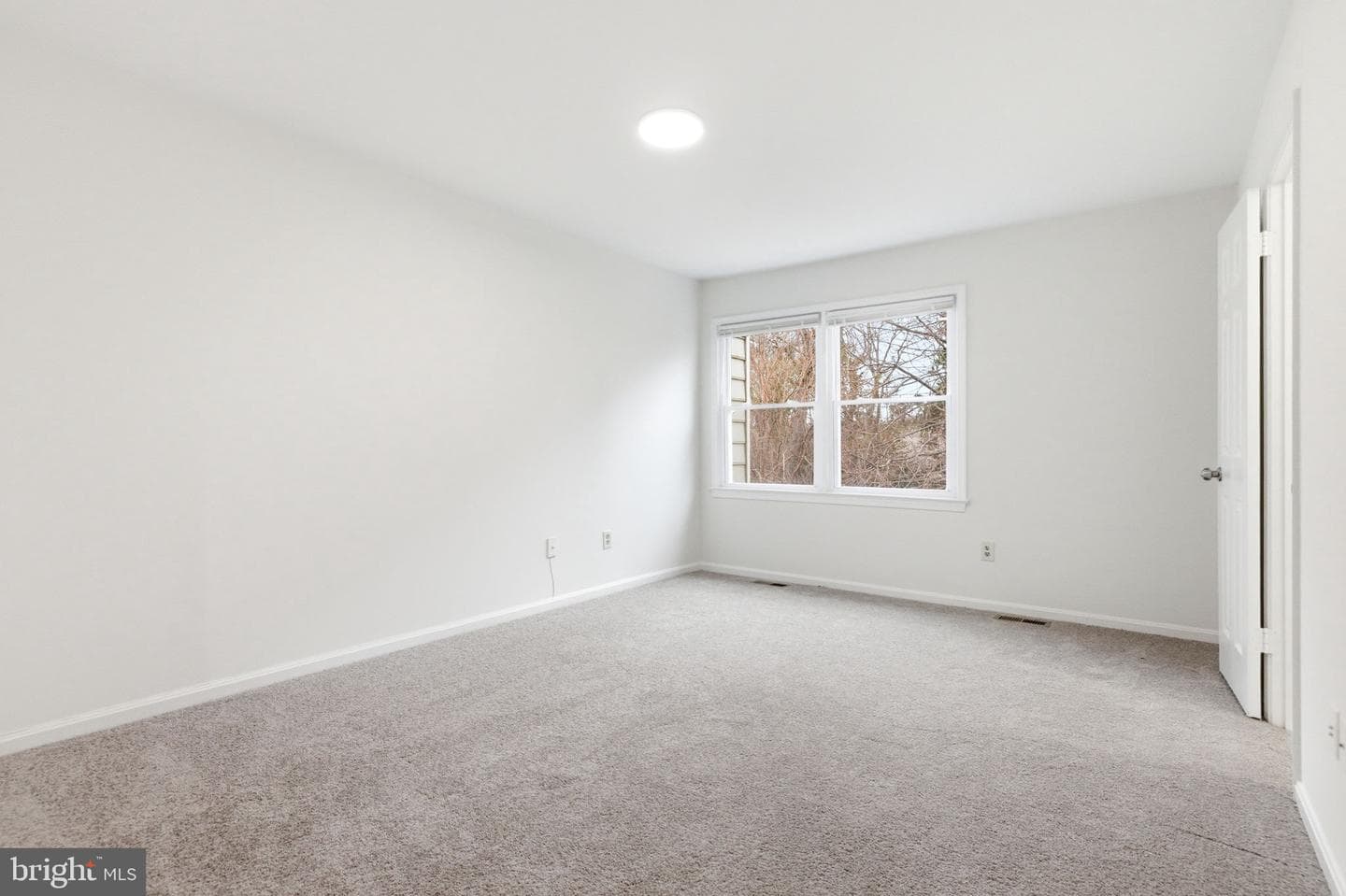 6126 Old Brentford Court photo 28