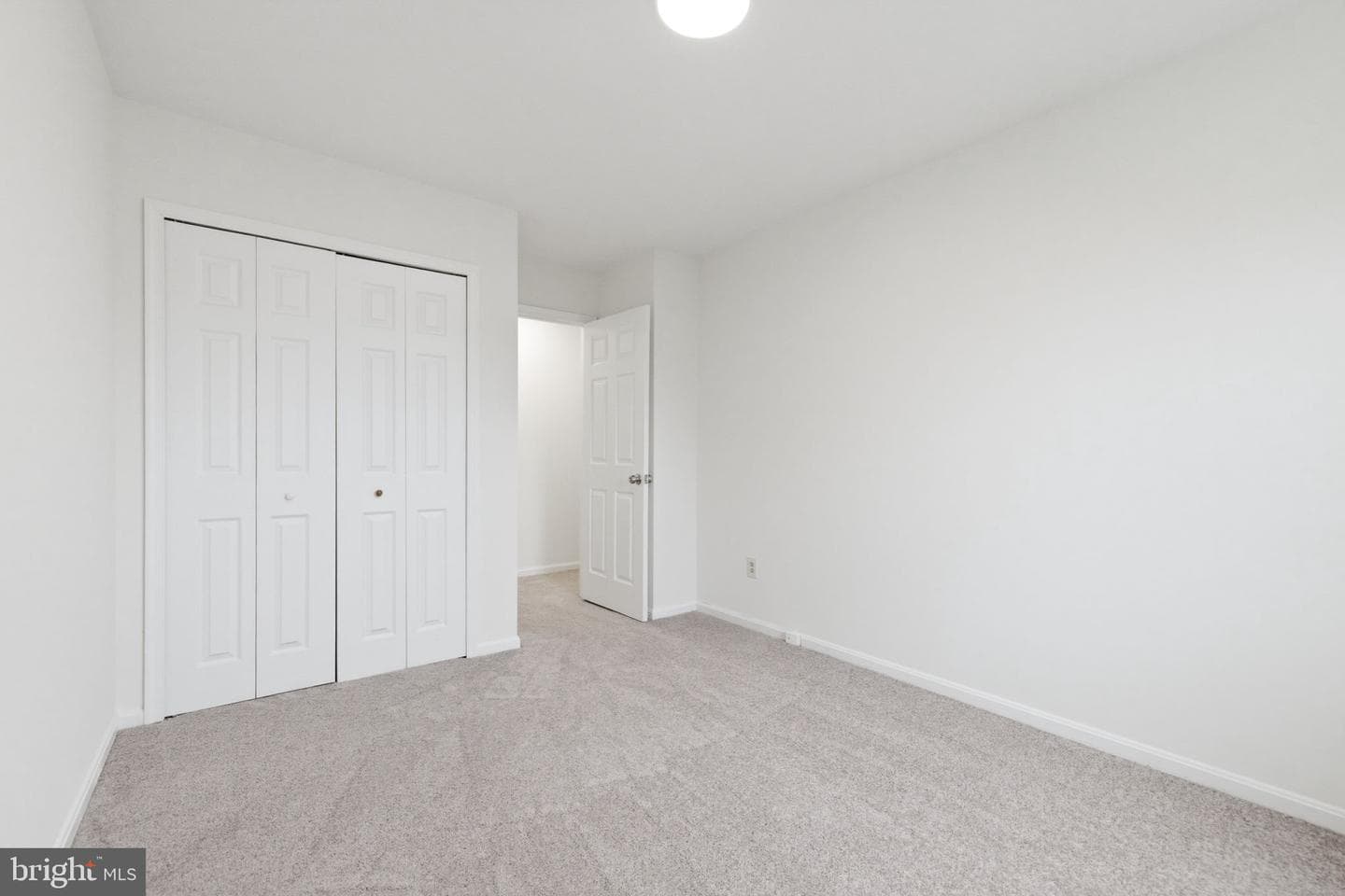 6126 Old Brentford Court photo 41