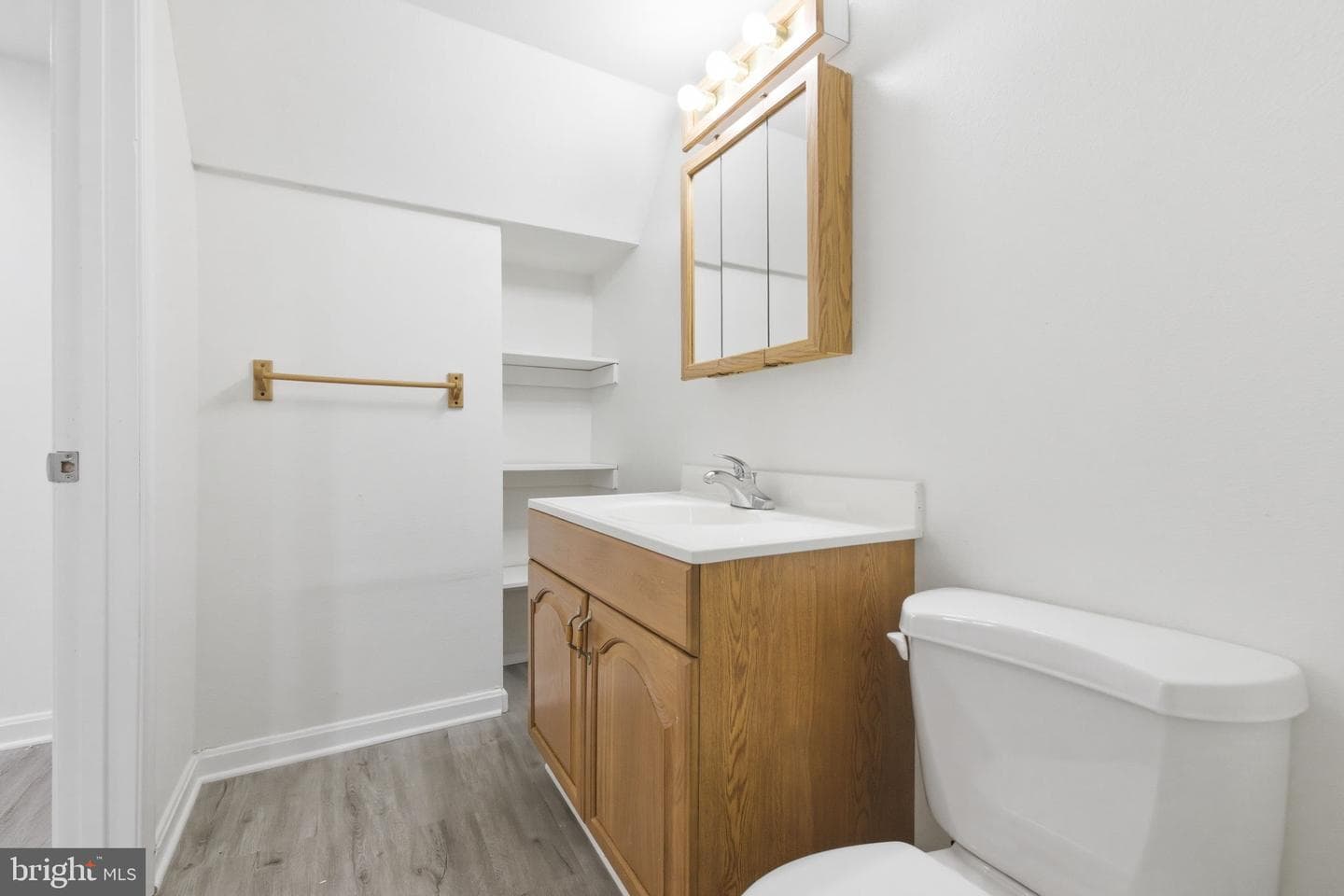 6126 Old Brentford Court photo 57