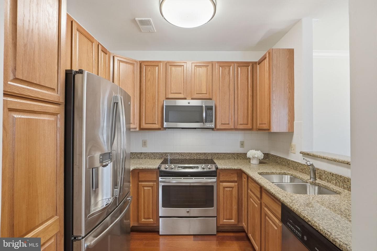 7023 Haycock Road photo 12