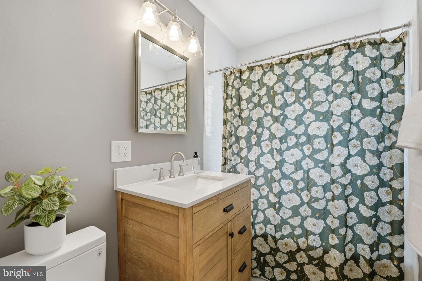 7107 Woodley Lane photo 14