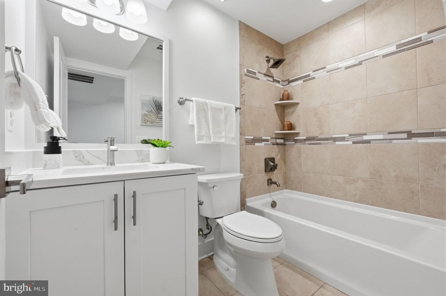 7504 Dolce Drive photo 34