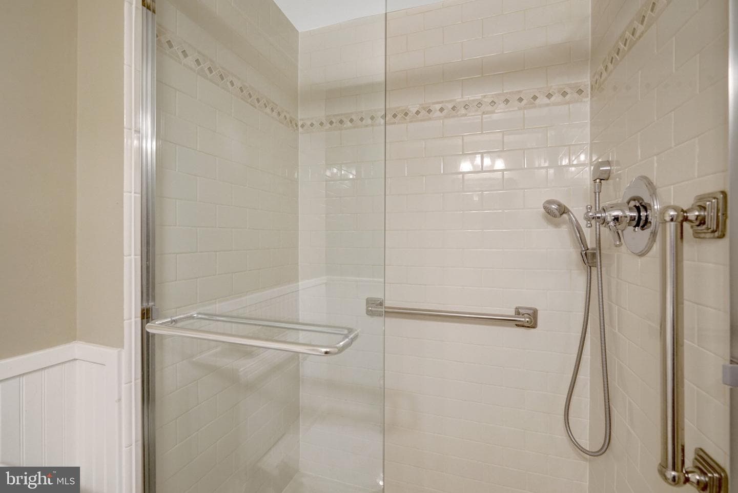 5700 Broadmoor Street photo 48