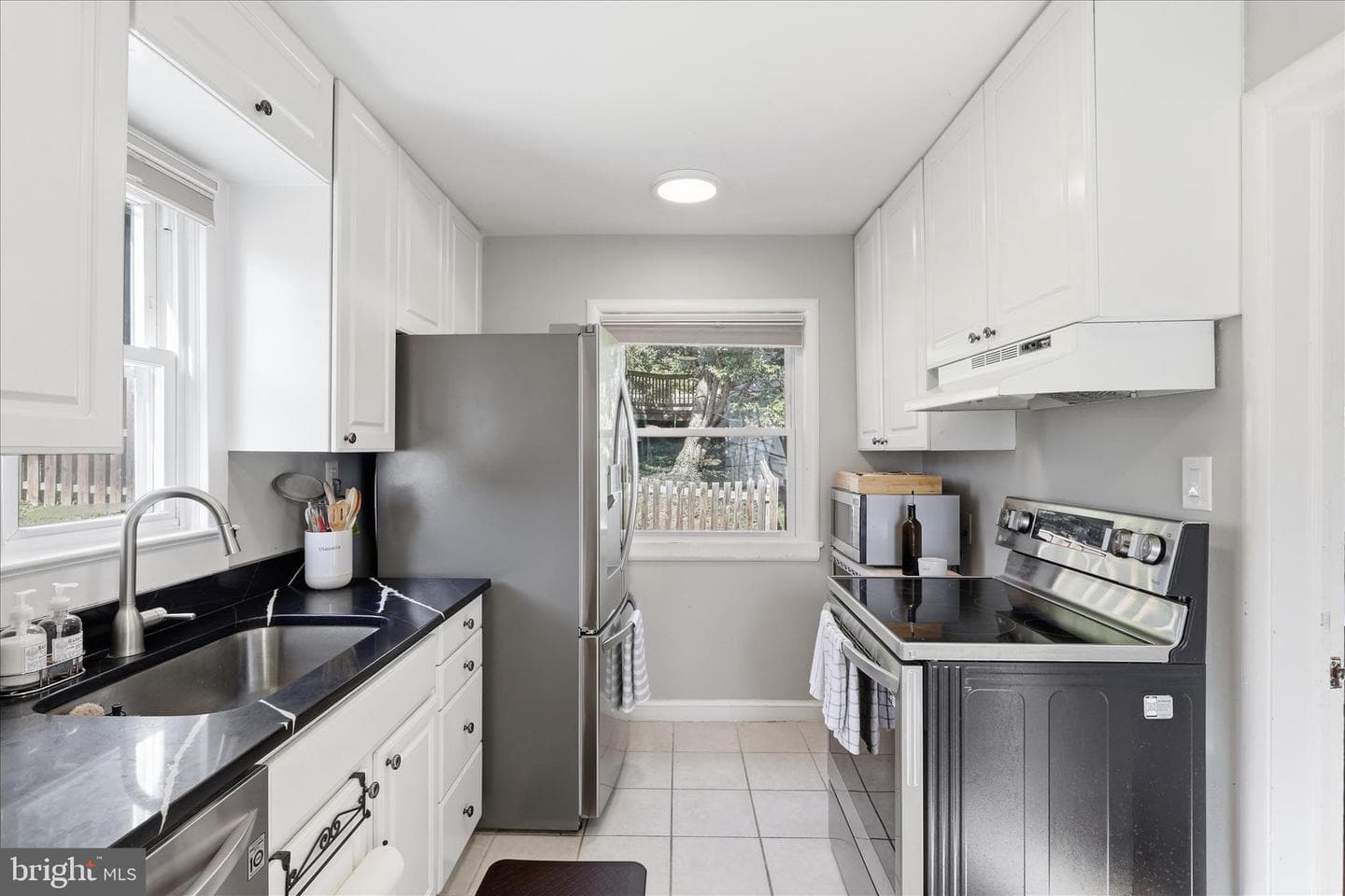 100 Tapawingo Road SE photo 12