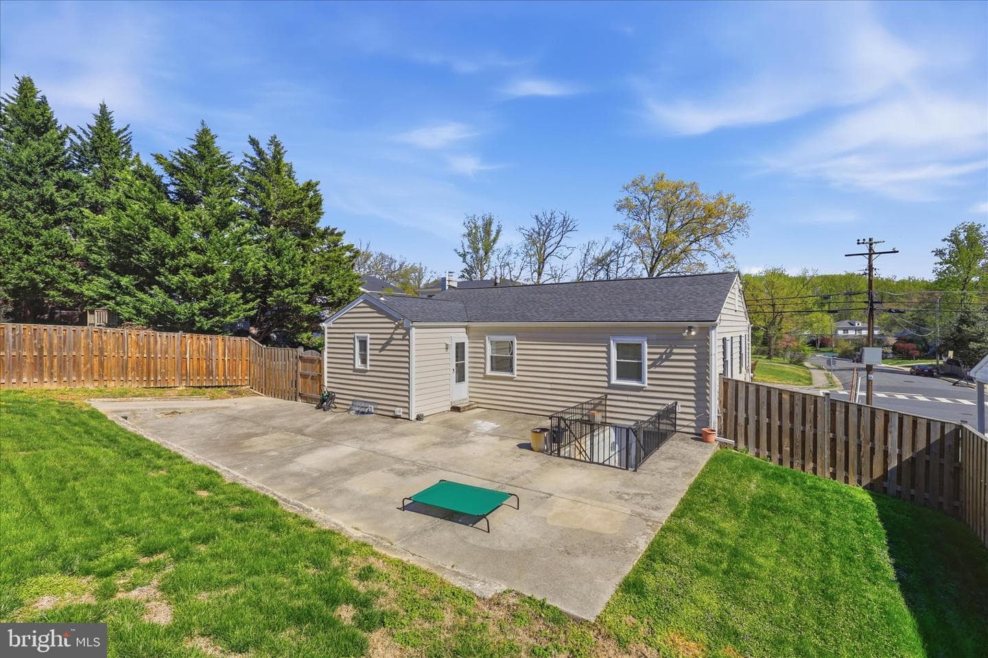 100 Tapawingo Road SE photo 31