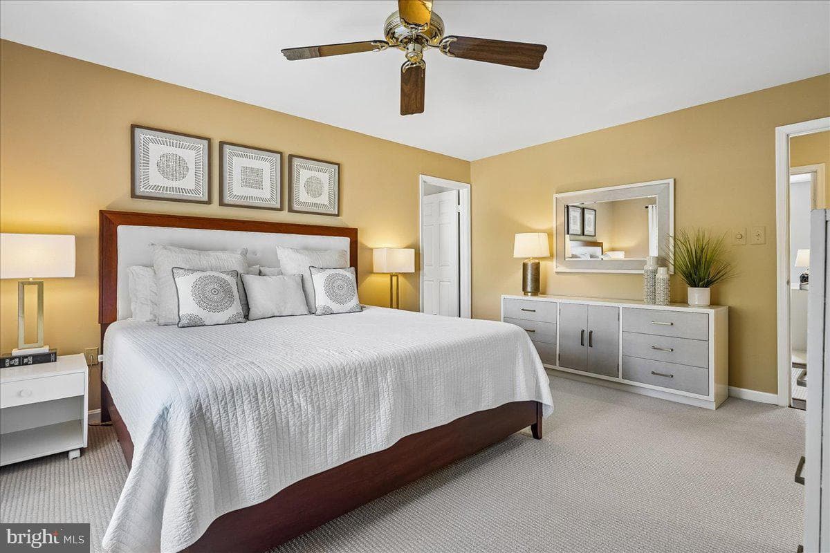 7801 Blue Jasmine Court photo 24