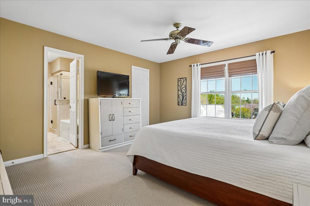 7801 Blue Jasmine Court photo 25