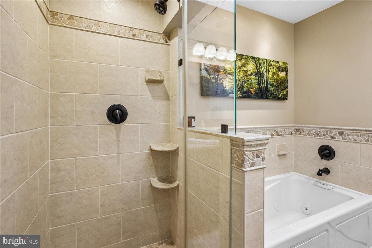 7801 Blue Jasmine Court photo 27