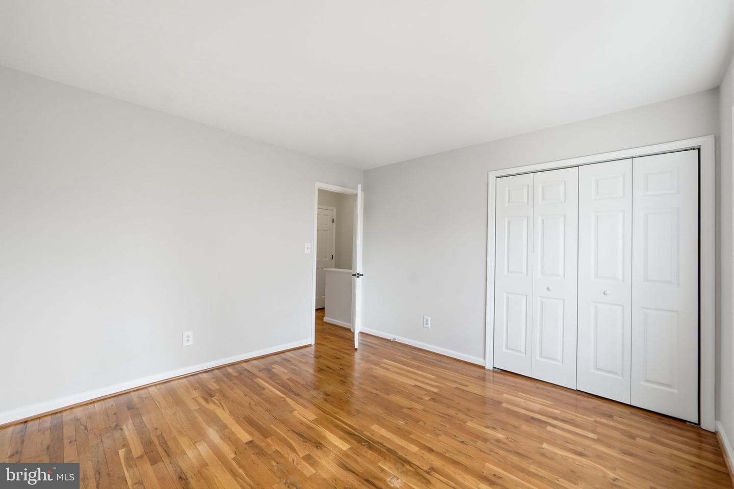 8230 Carrleigh Parkway #84 photo 23