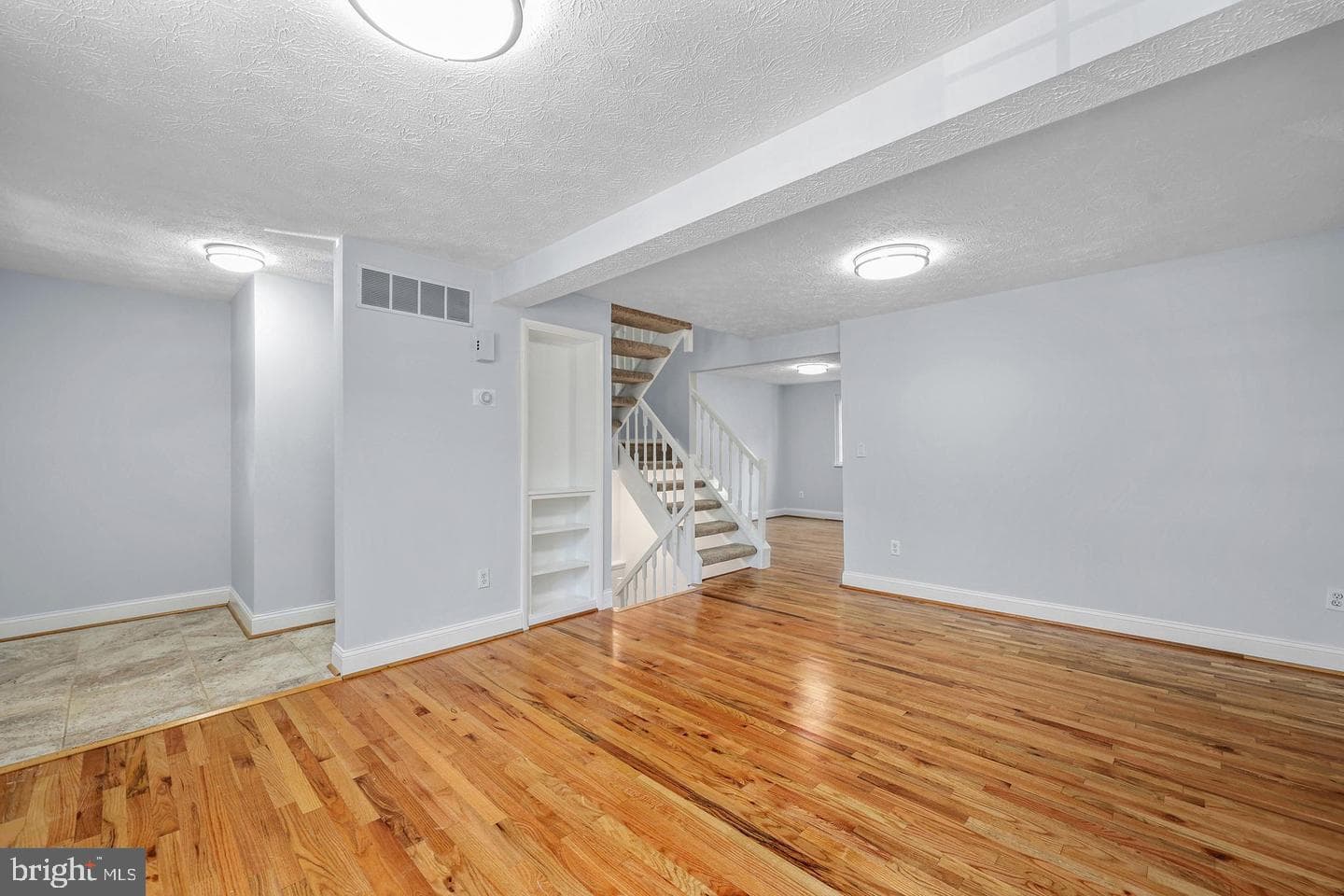 1632 Barnstead Drive photo 5