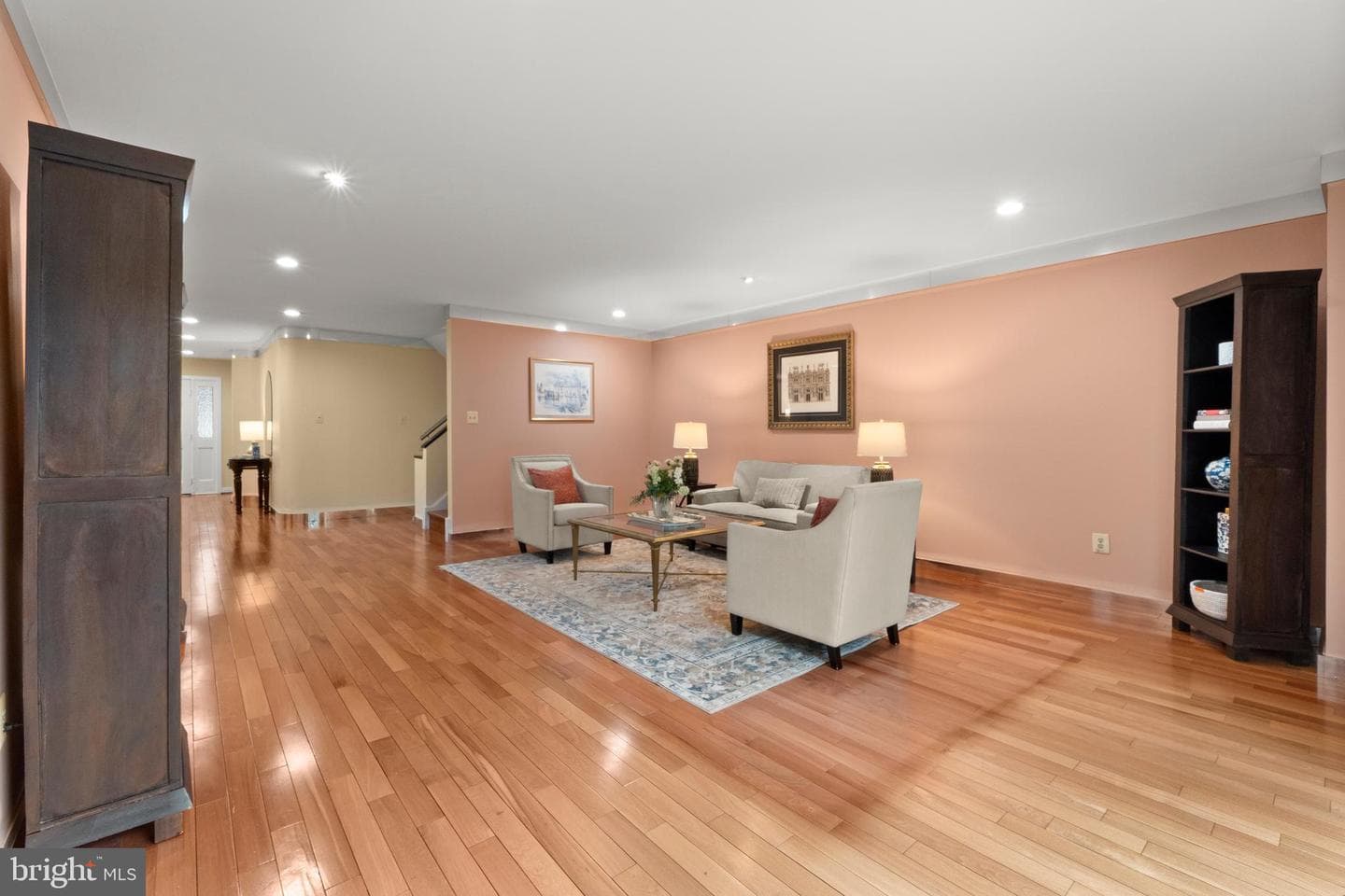 6315 Manchester Way photo 11