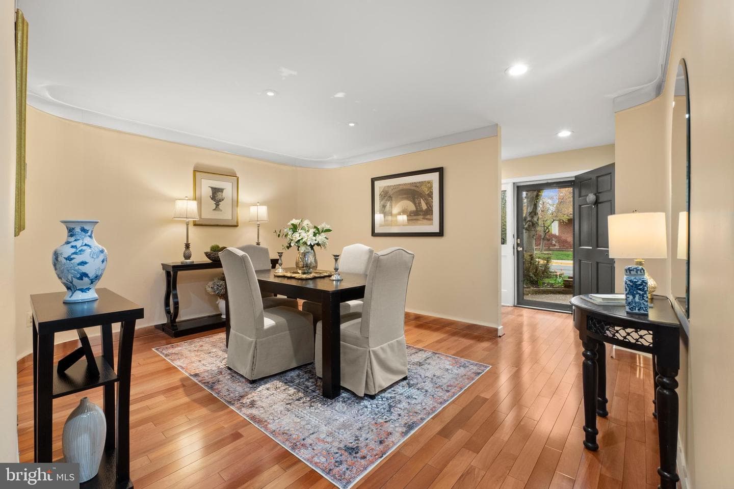 6315 Manchester Way, Alexandria