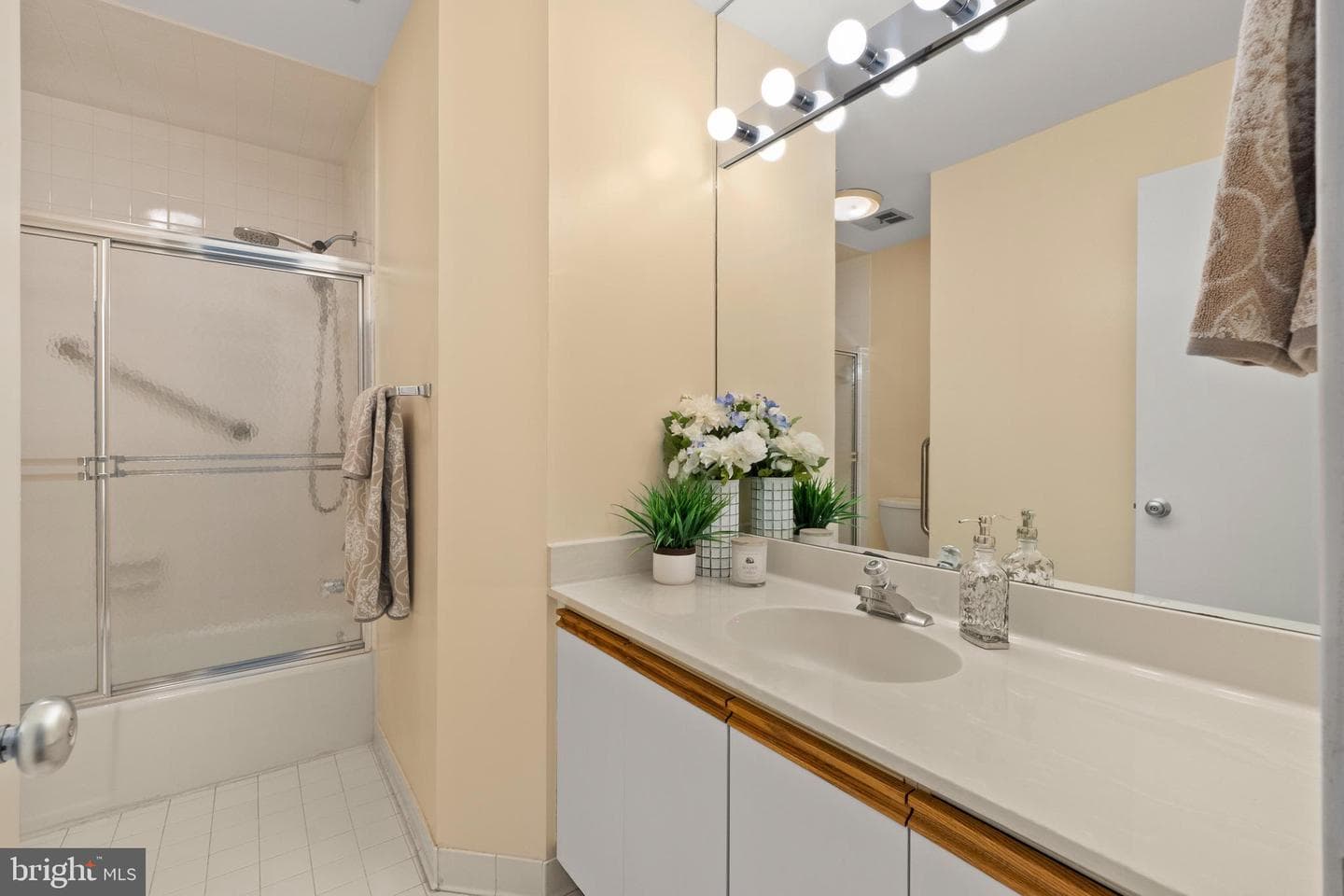 6315 Manchester Way photo 32