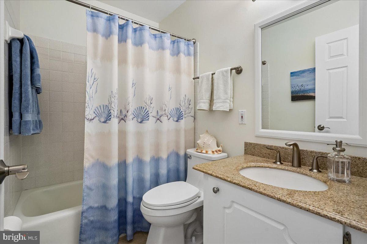 7920 Journey Lane photo 32