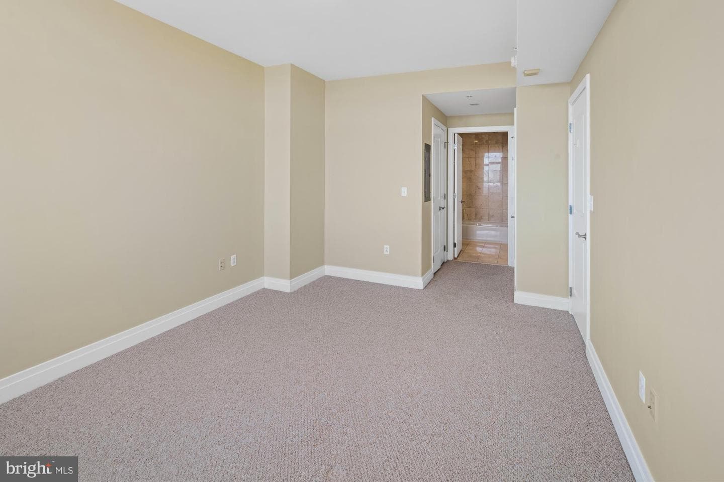 8220 Crestwood Heights Drive #1215 photo 21