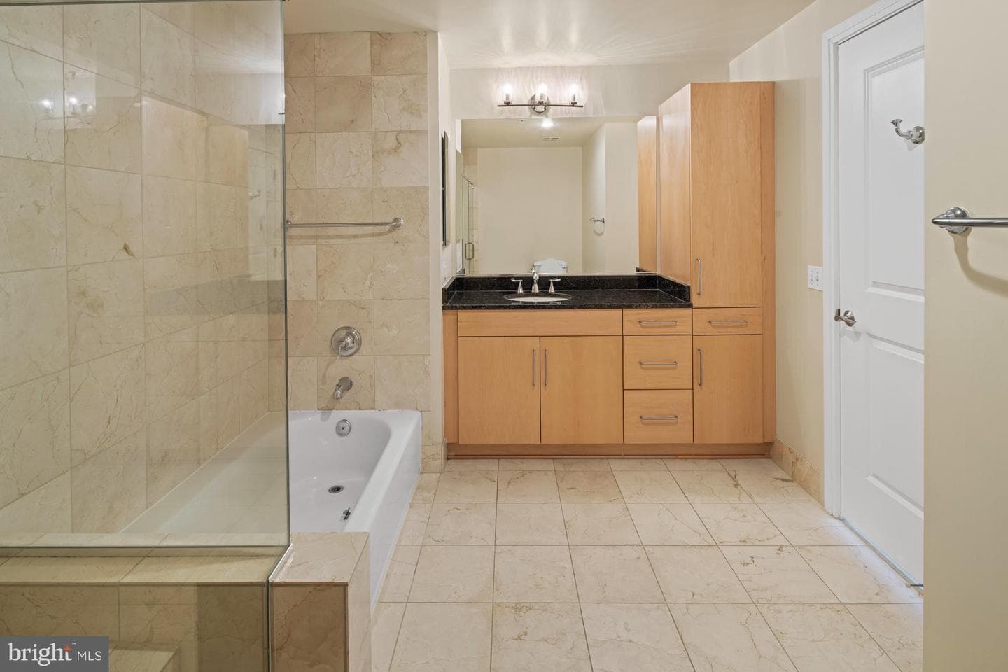 8220 Crestwood Heights Drive #1215 photo 26