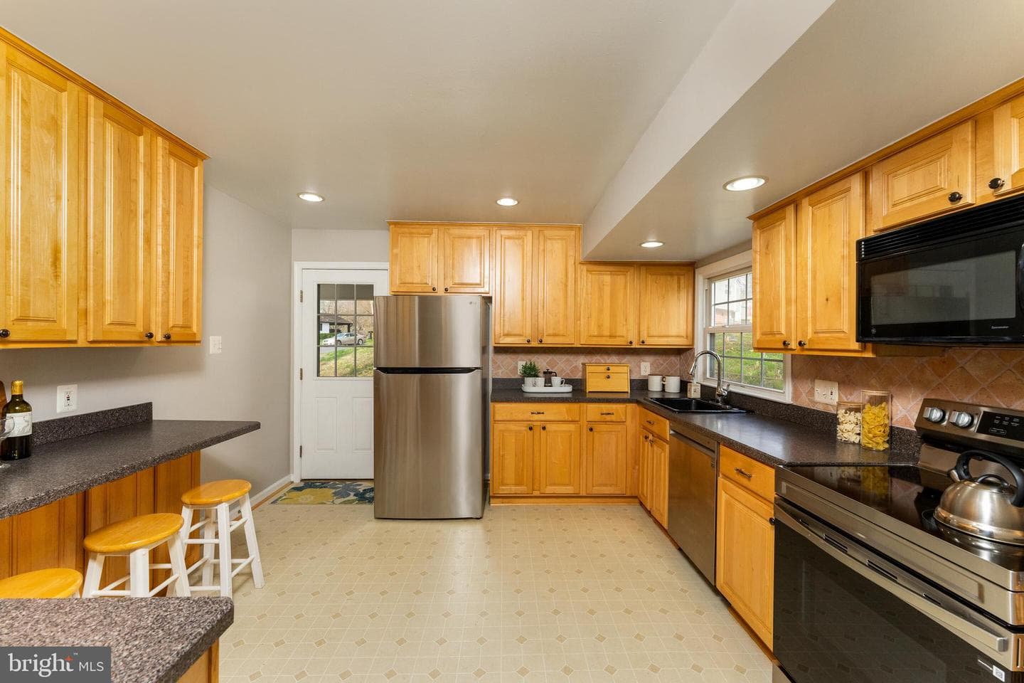 7013 Galgate Drive photo 5