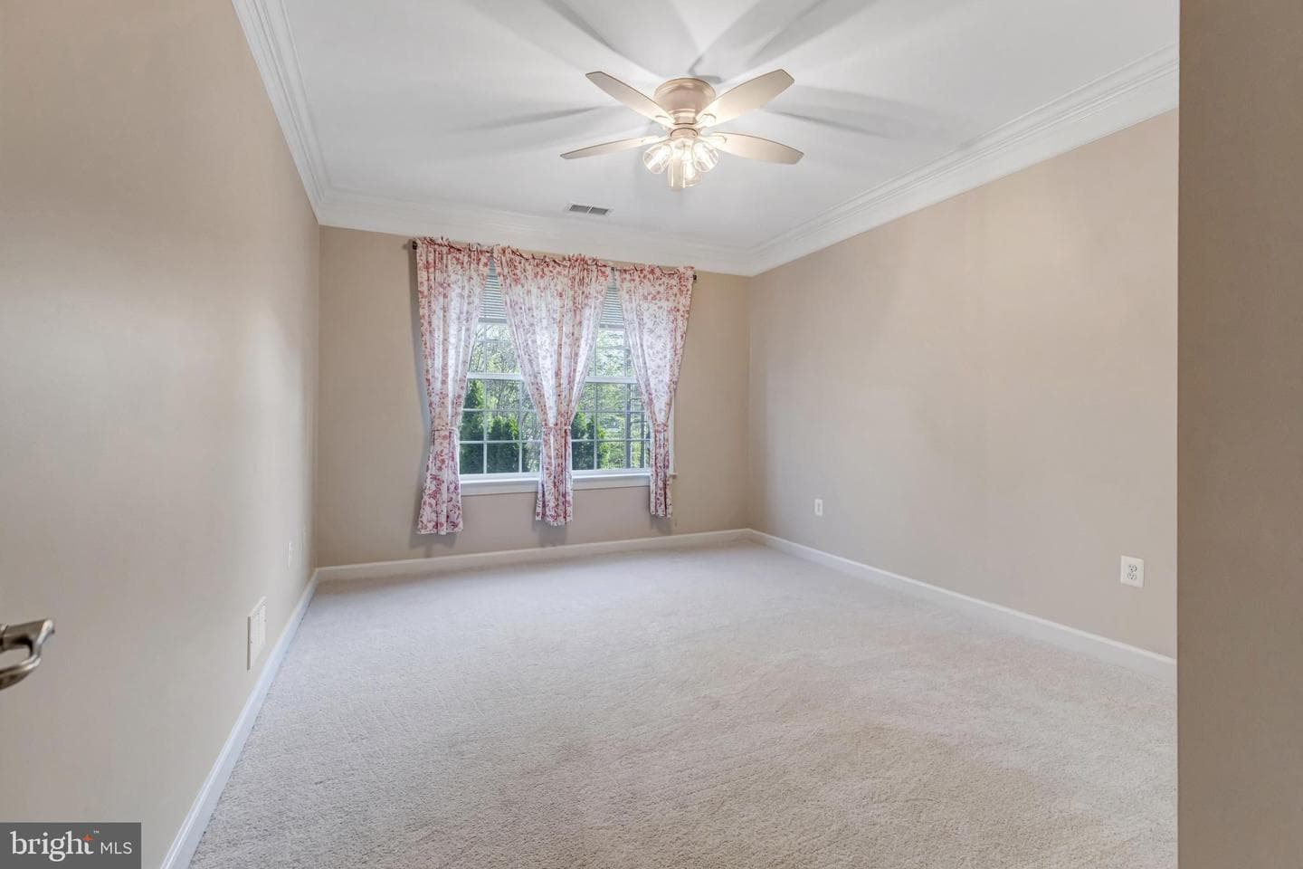 7860 Rolling Woods Court #304 photo 12