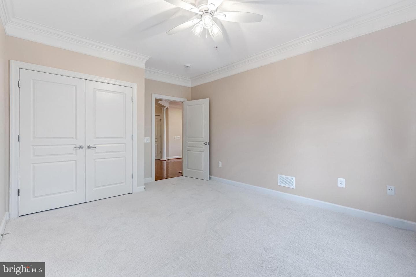 7860 Rolling Woods Court #304 photo 13
