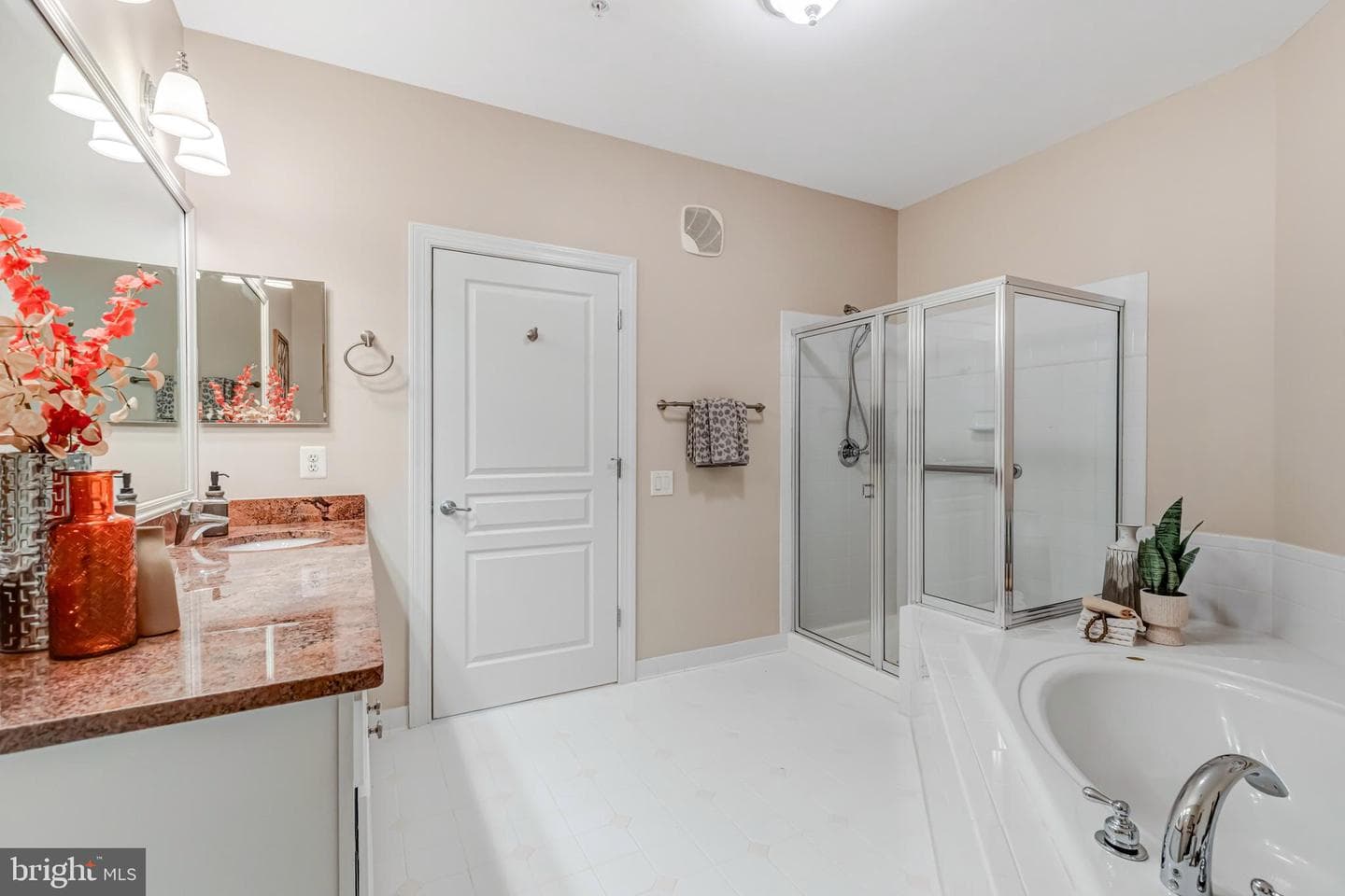 7860 Rolling Woods Court #304 photo 39