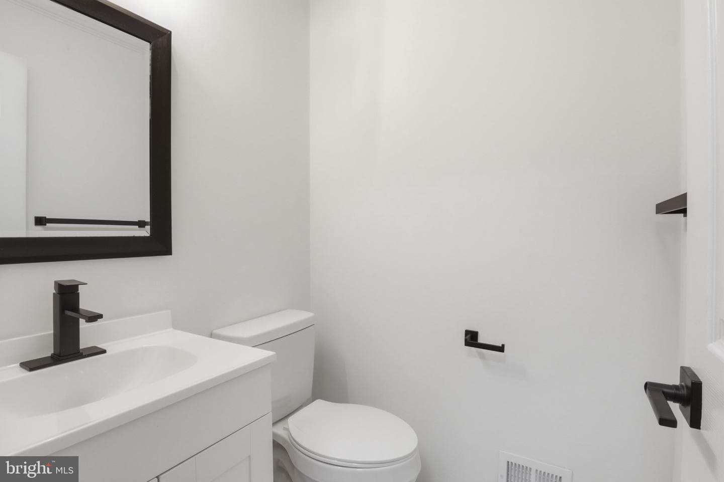 1292 Browns Mill Court photo 9