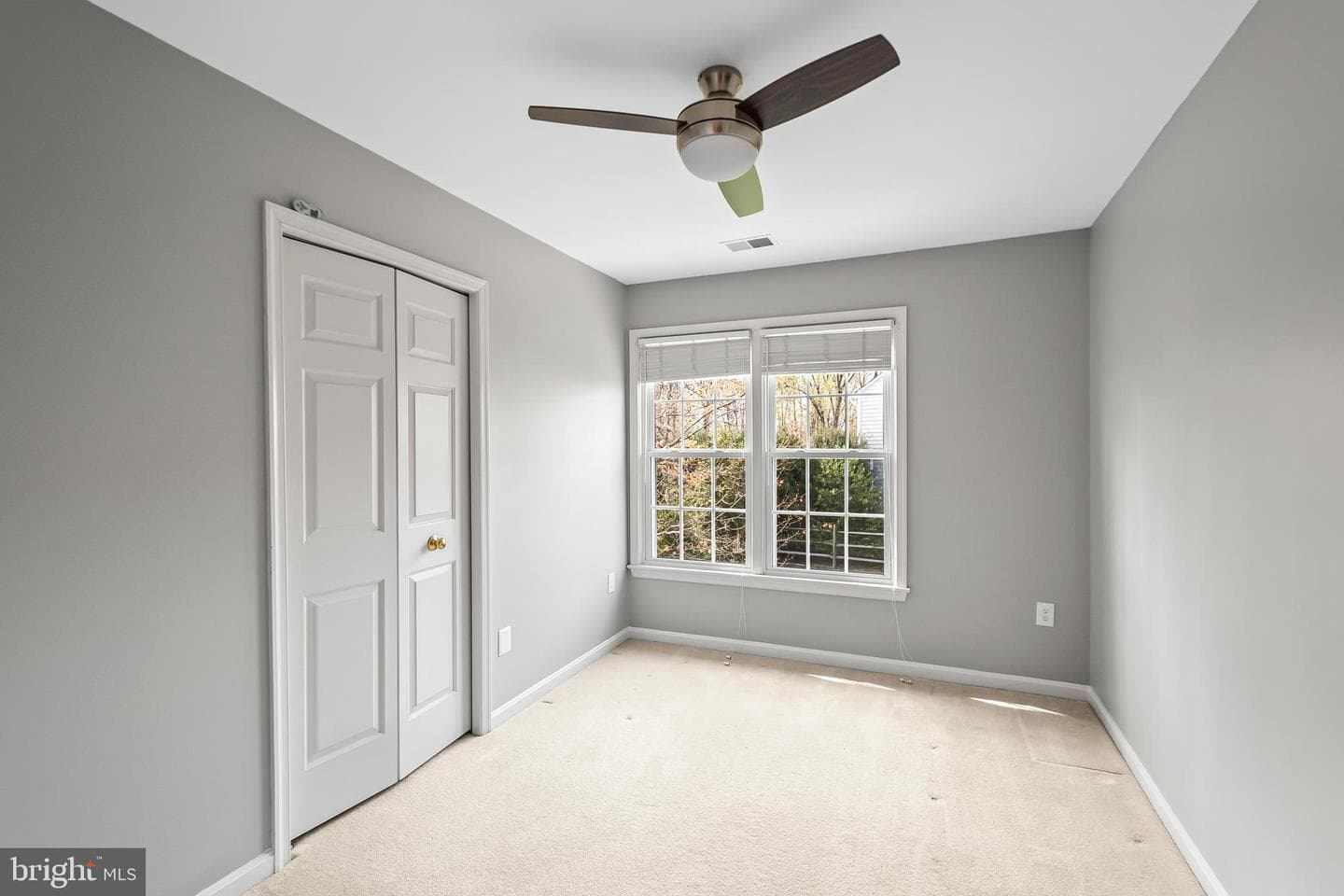 8942 Kenilworth Drive photo 32