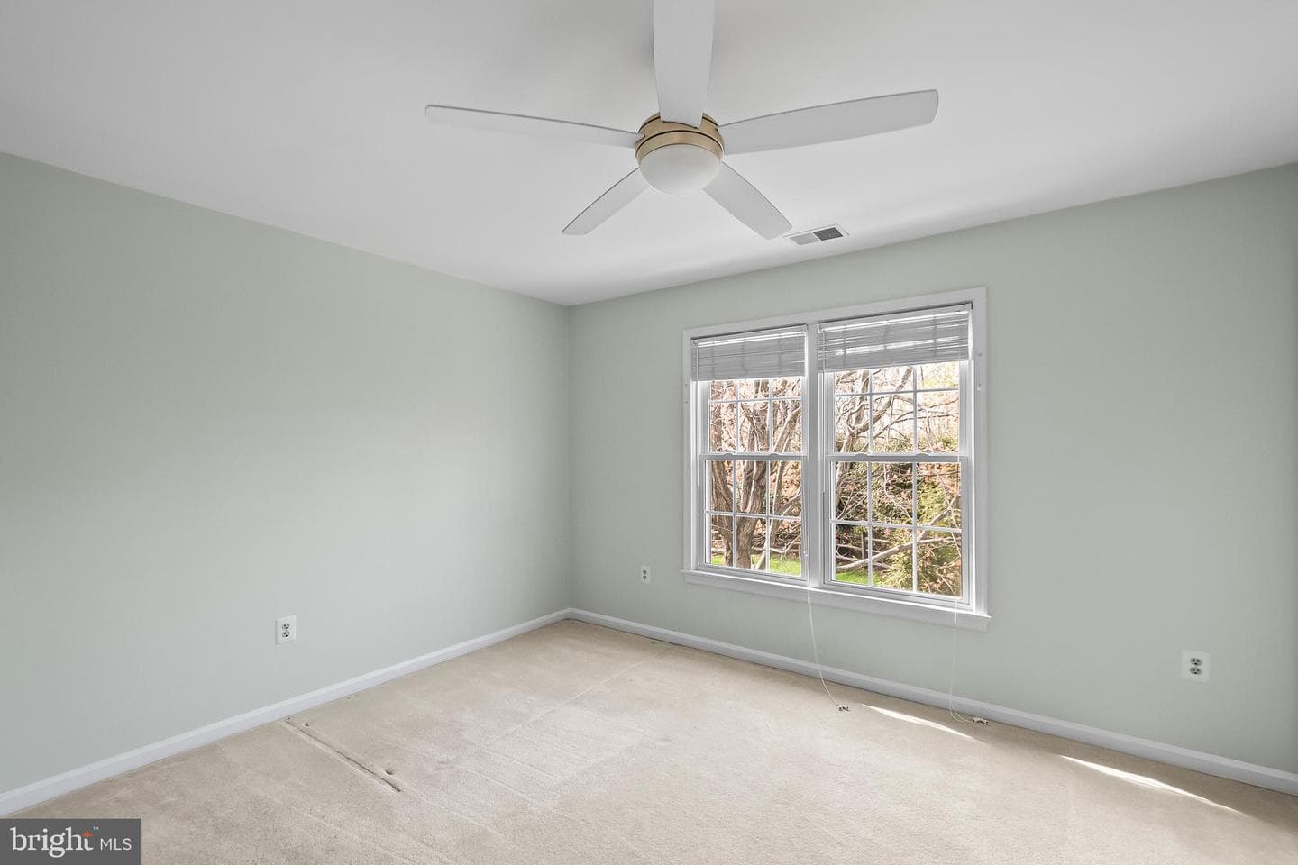 8942 Kenilworth Drive photo 34