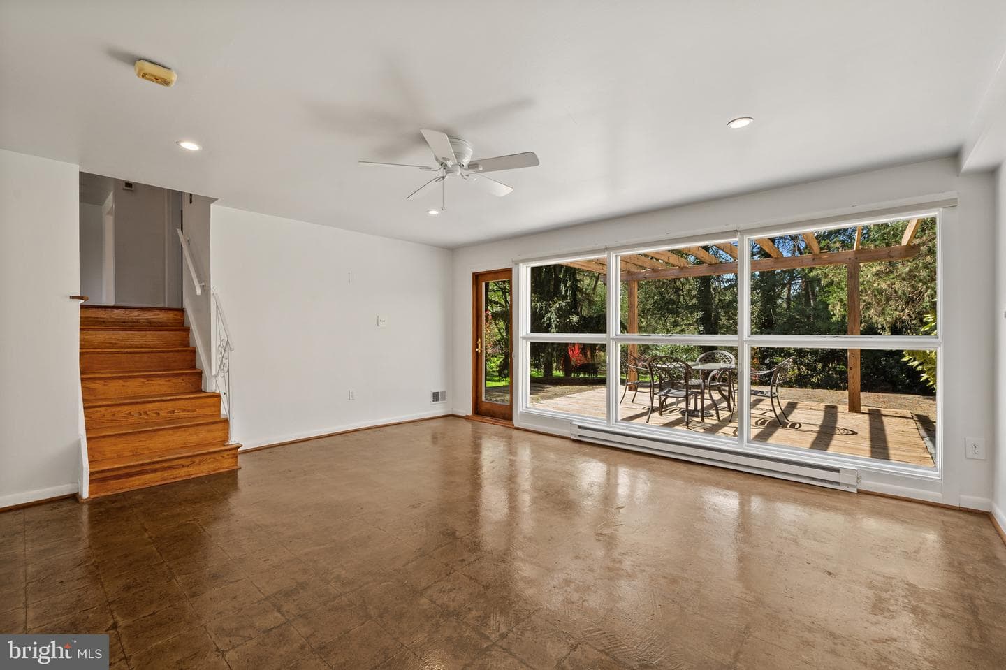6523 Kerns Road photo 5