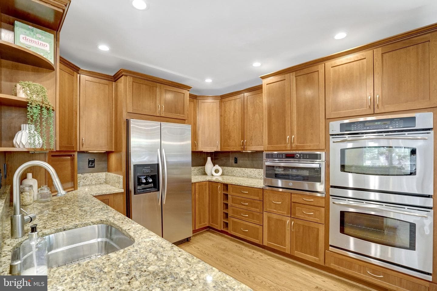 3911 Locust Lane photo 13