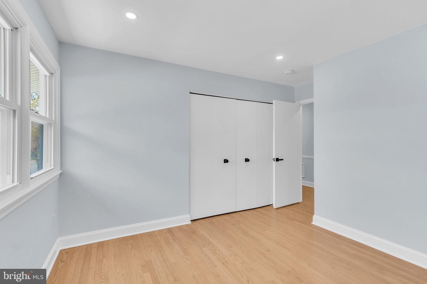 7804 Carrleigh Parkway photo 38