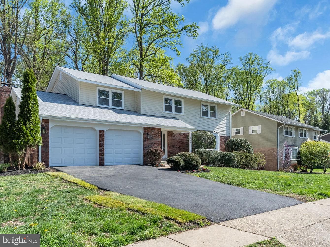 7804 Carrleigh Parkway photo 4