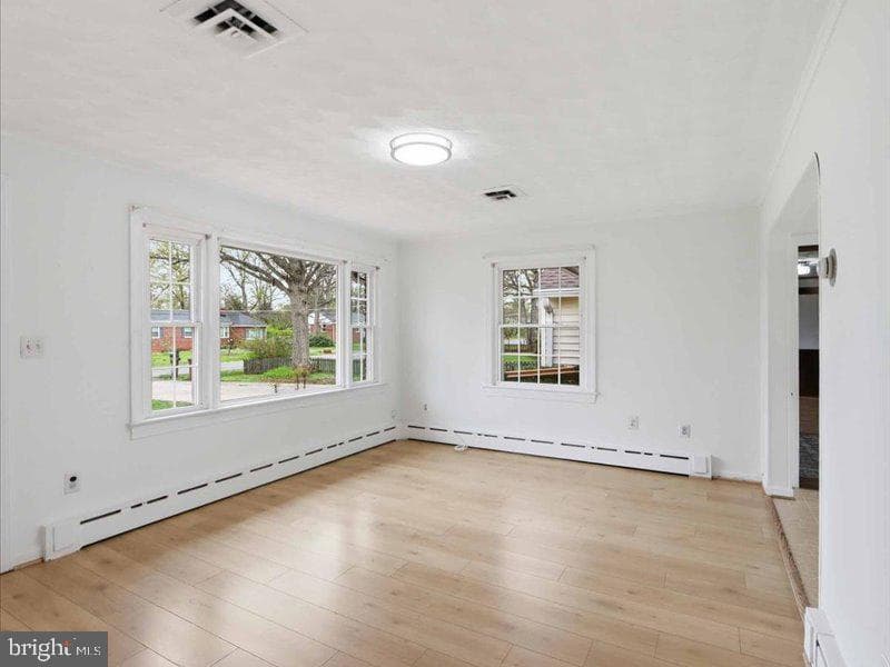 6404 Inwood Drive photo 13