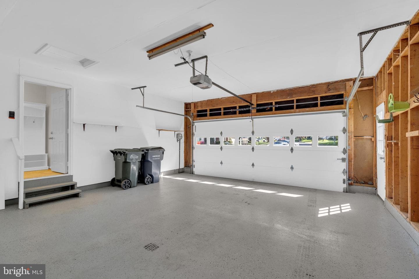 8101 Overlake Court photo 27