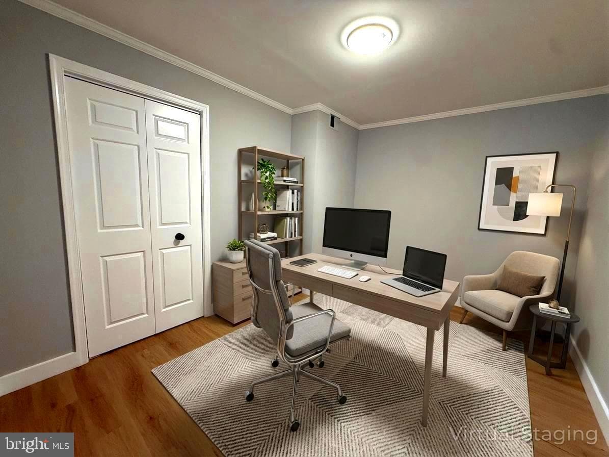5836 Apsley House Court photo 13