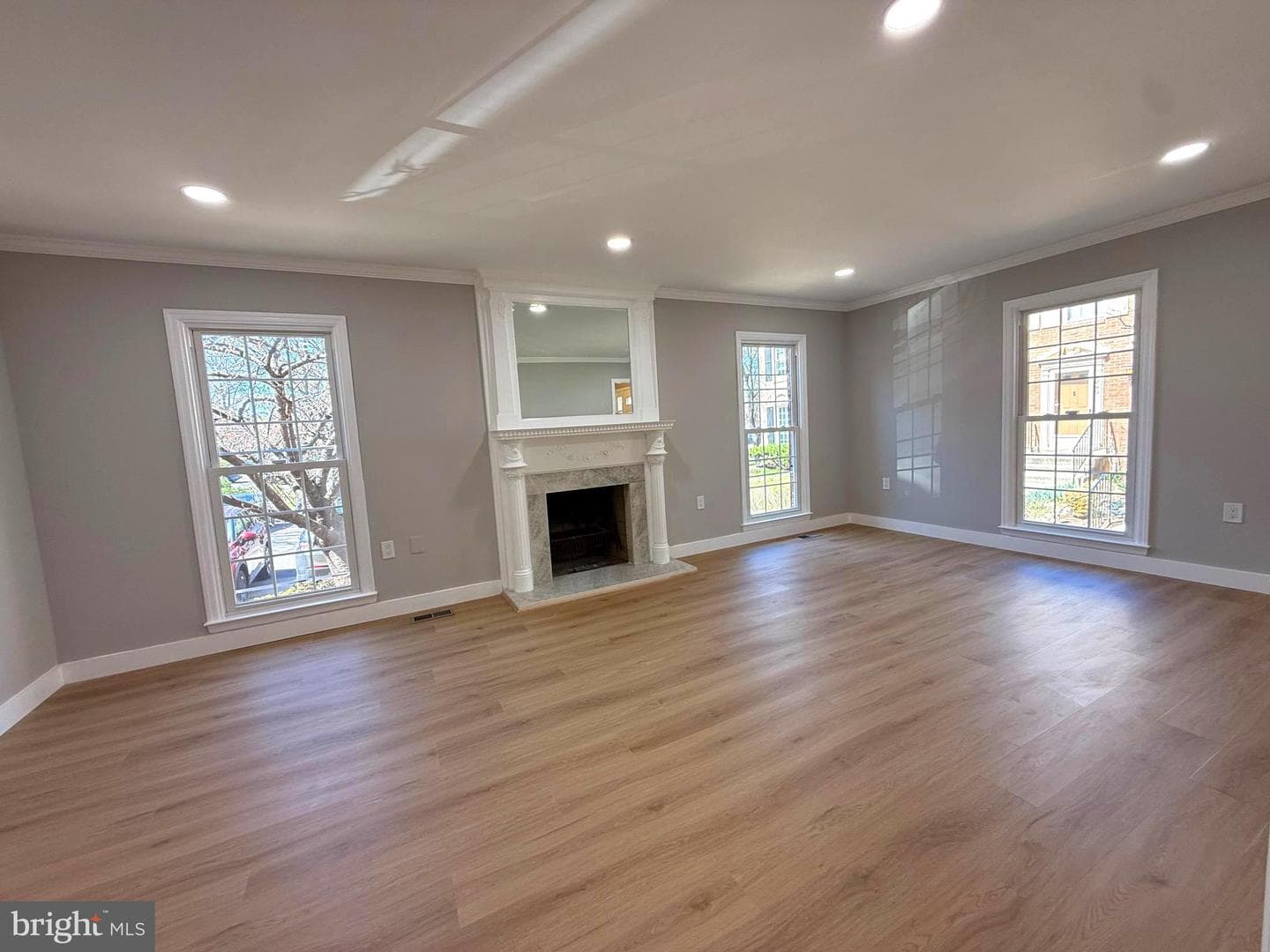 5836 Apsley House Court photo 16