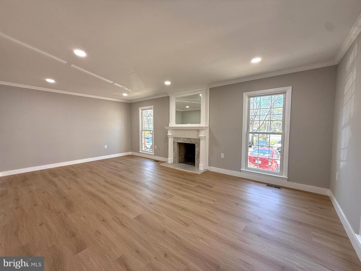 5836 Apsley House Court photo 18