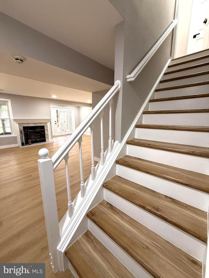 5836 Apsley House Court photo 35