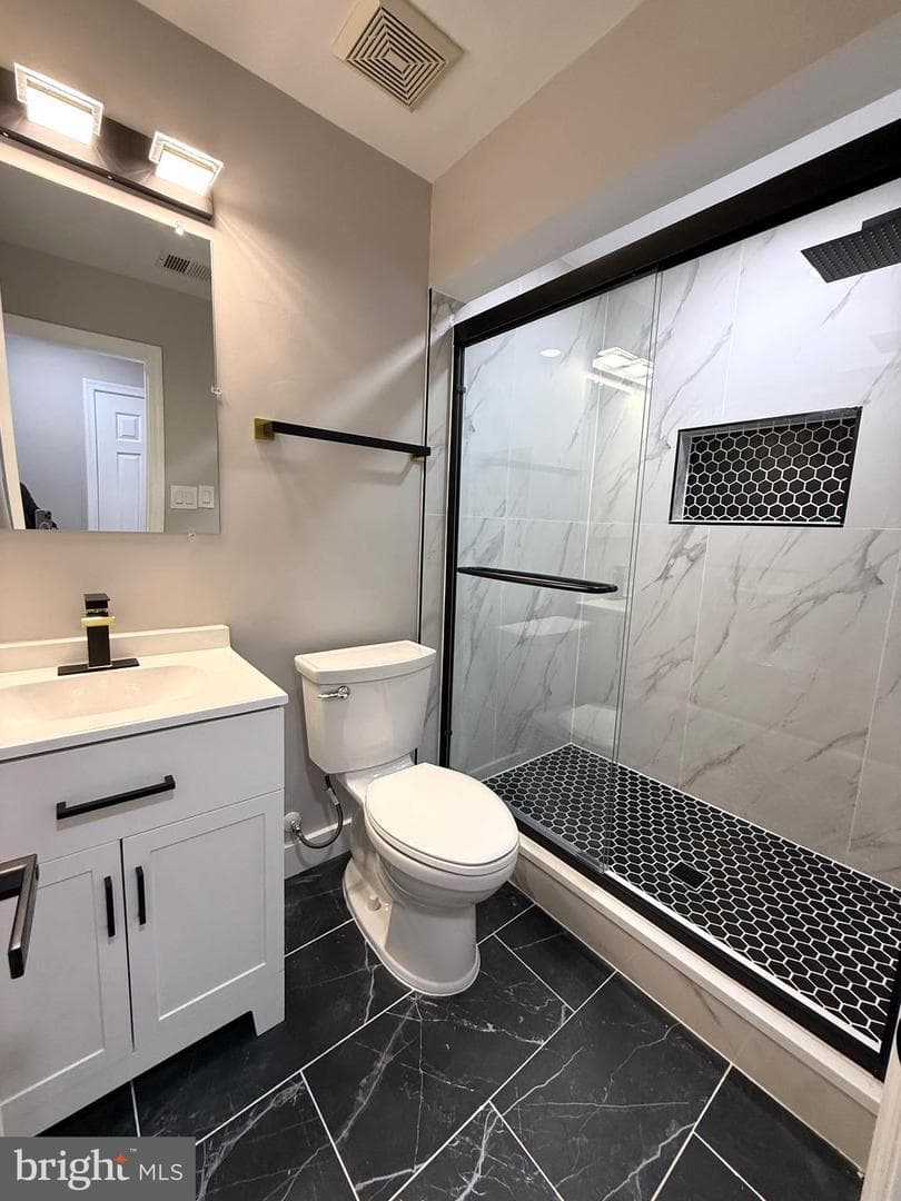5836 Apsley House Court photo 45