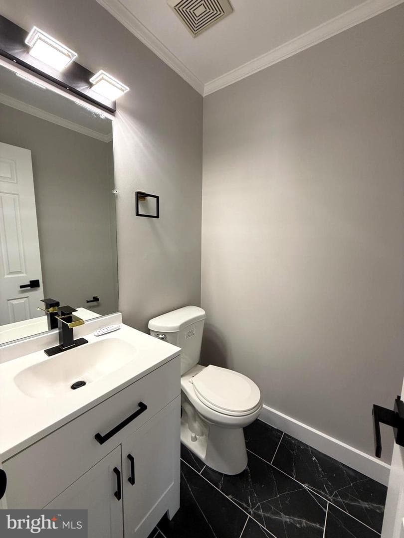 5836 Apsley House Court photo 47