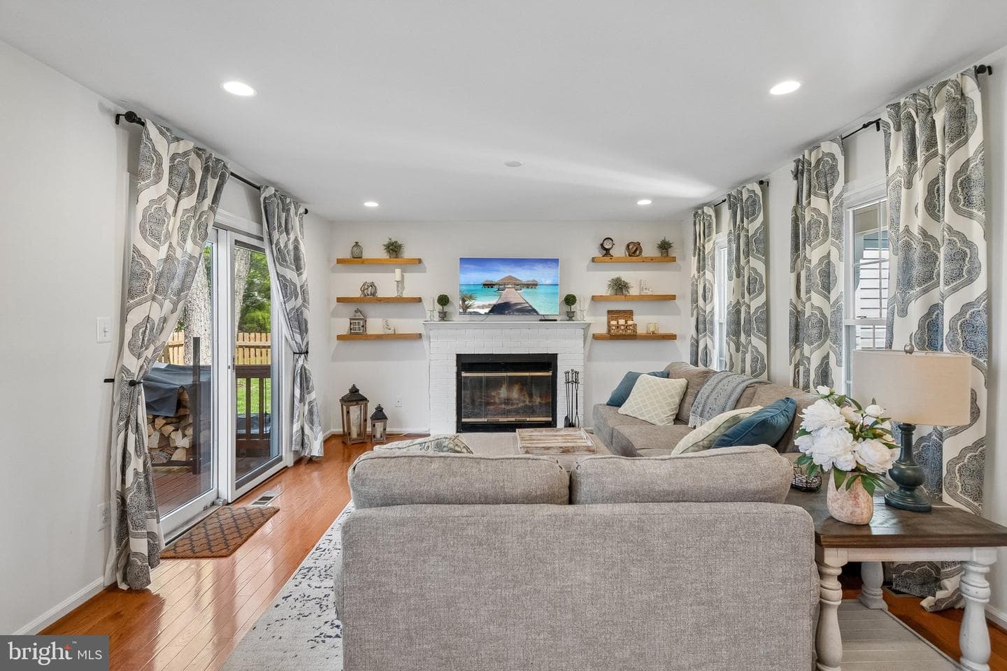 14511 Oak Cluster Drive photo 10