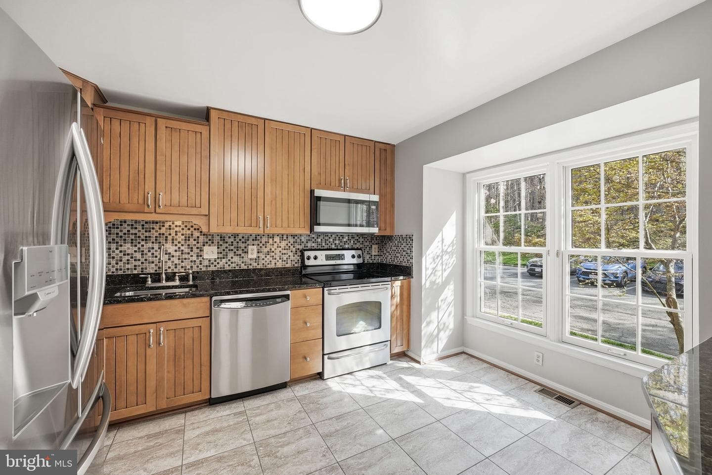 5872 Langton Drive photo 2
