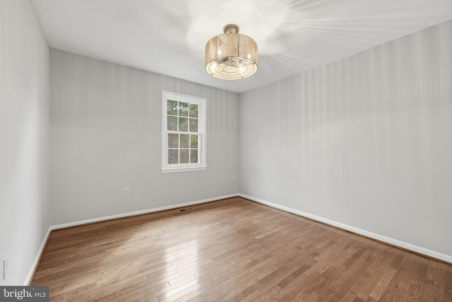 5872 Langton Drive photo 20
