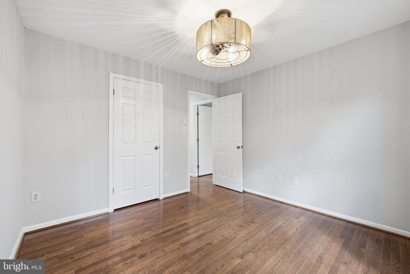5872 Langton Drive photo 21