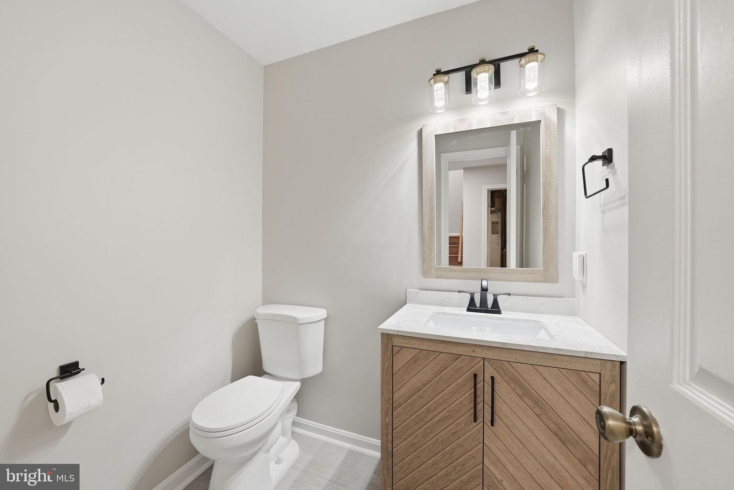 5872 Langton Drive photo 28