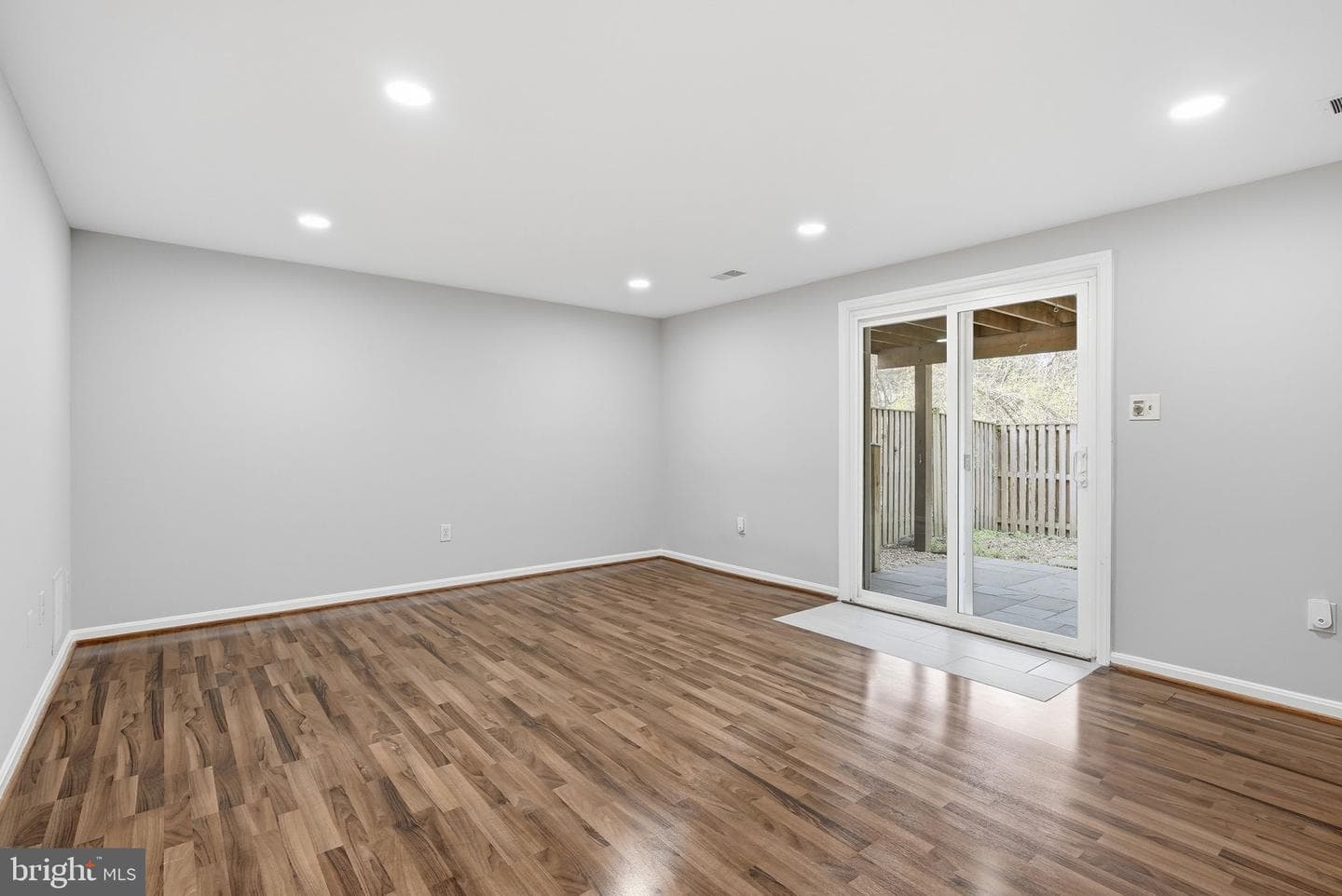 5872 Langton Drive photo 29