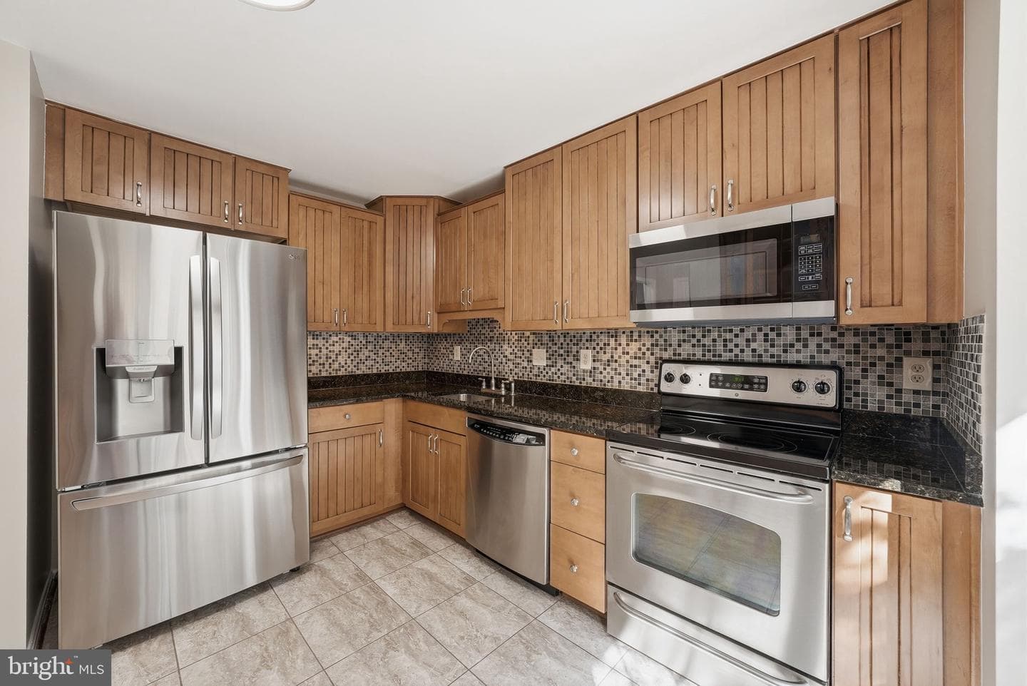 5872 Langton Drive photo 4