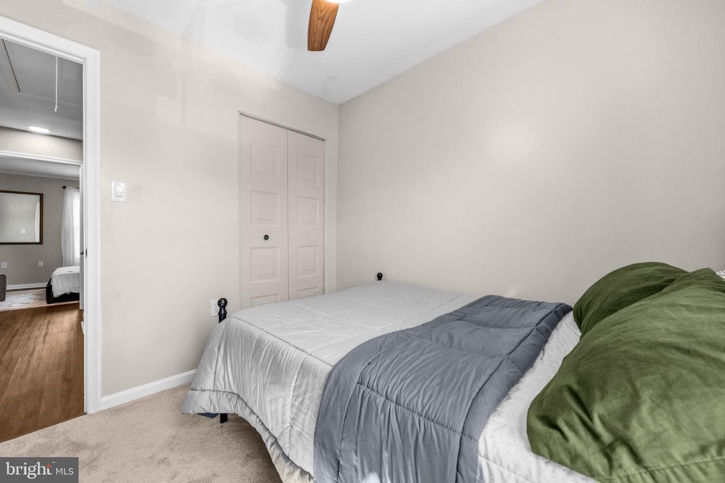 14206 Royal Oak Lane photo 20